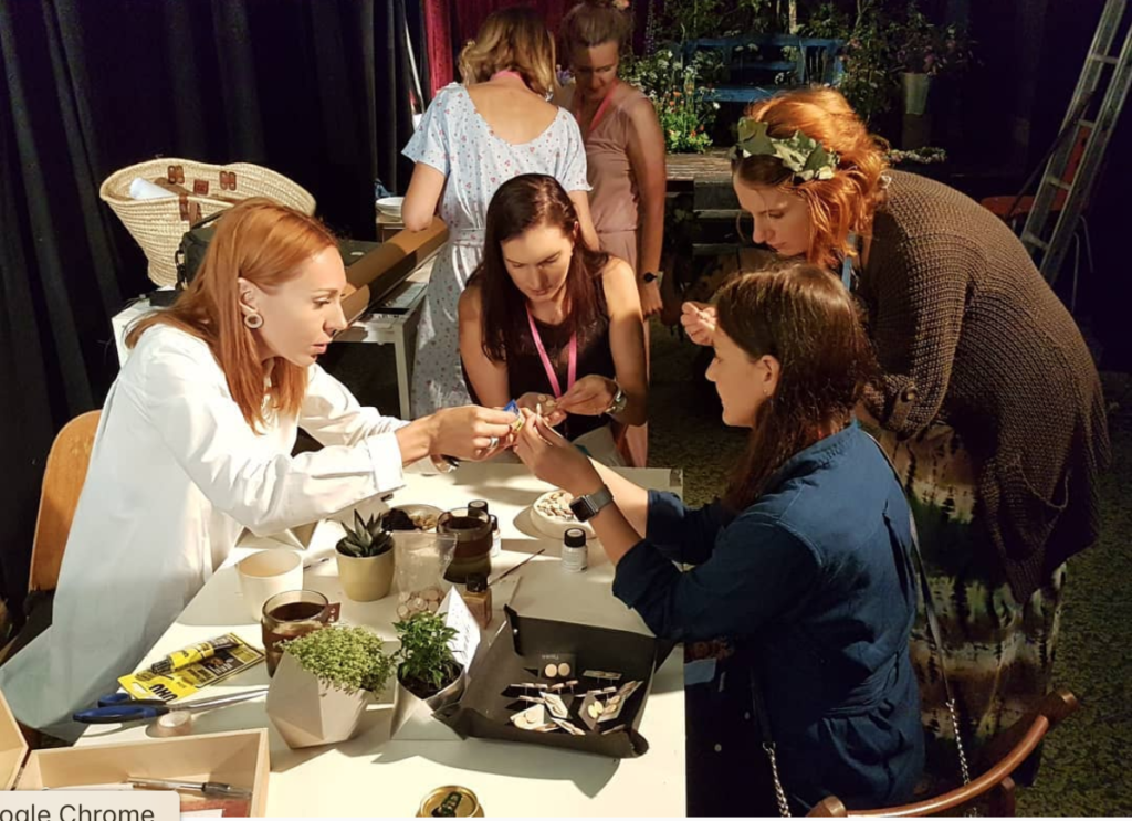 Workshop na výrobu geometrického závěsného květináče