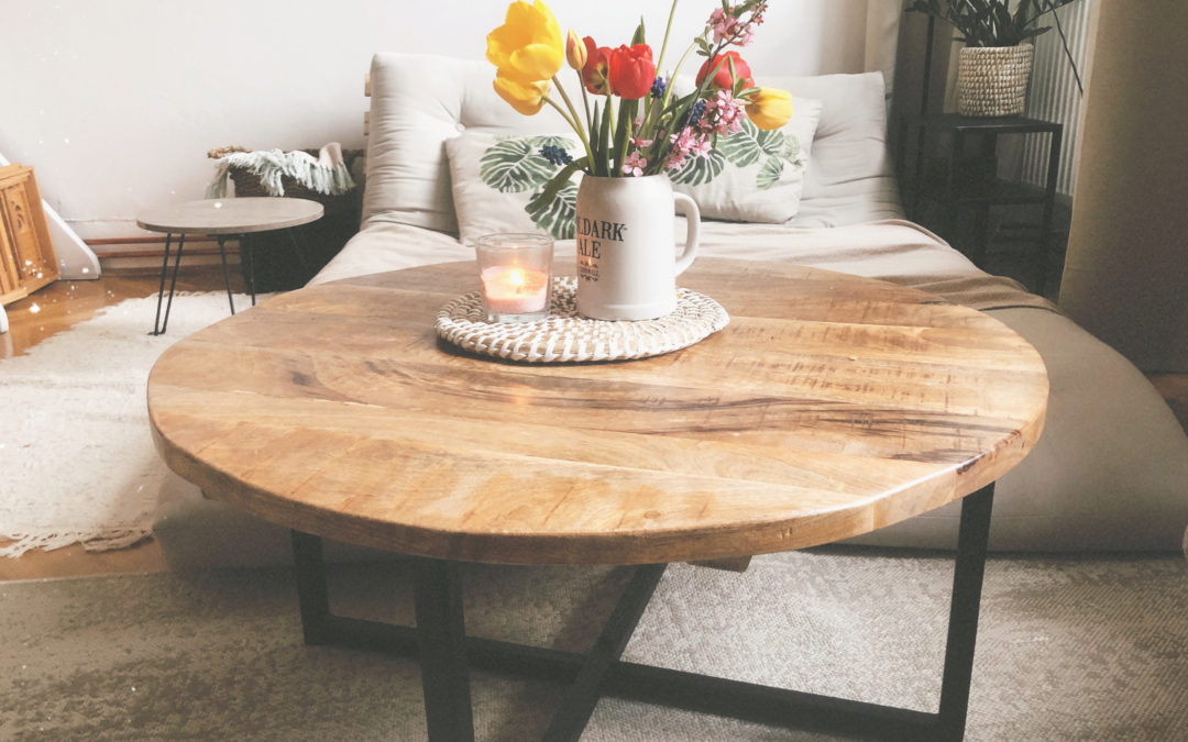 Renovace stolu – jak opravit prasklinu na dřevě?